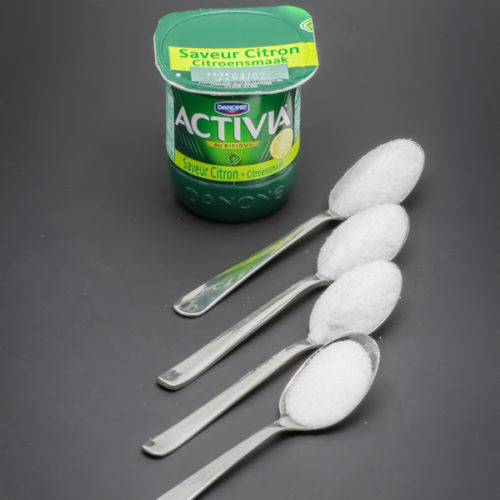 1 Activia saveur citron contient 3,3 cuil. à café de sucre