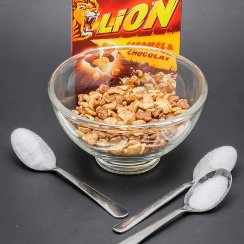 40g de céréales Lion sans lait contiennent 2,3 cuil. à café de sucre