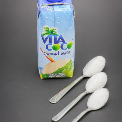 33cl de coconut water de Vita Coco contiennent 2,6 cuil. à café de sucre
