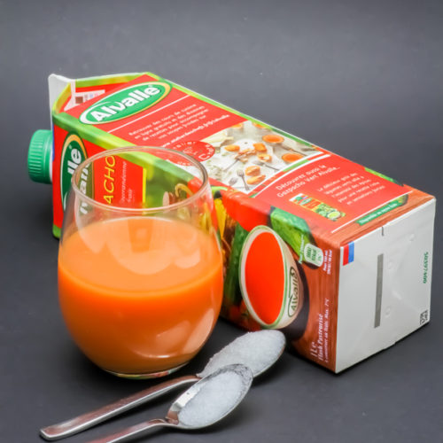 1 verre de 20cl de gazpacho Alvalle contient 1,3 cuil. à café de sucre