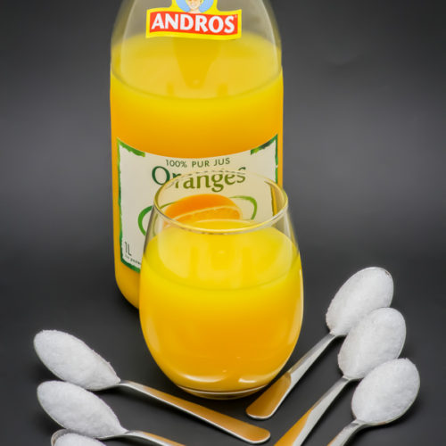 25cl de jus d'oranges pressées Andros contiennent 5,5 cuil. à café de sucre