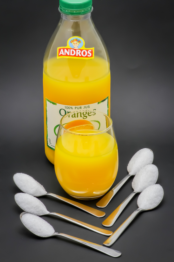 25cl de jus d'oranges pressées Andros contiennent 5,5 cuil. à café de sucre