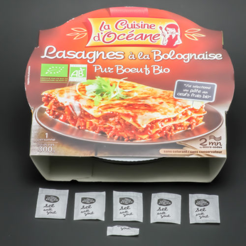 1 barquette de lasagnes à la bolognaise la Cuisine d'Océane contient 5,25 dosettes de sel soit 4,2g