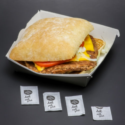 1 280° original de McDonald's contient 3,62 dosettes de sel soit 2,9g