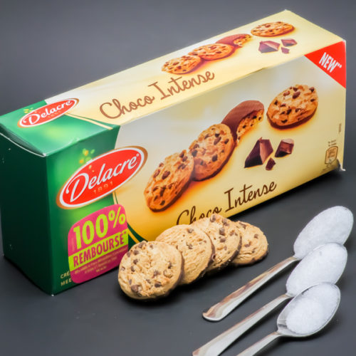 4 biscuits Choco Intense Delacre contiennent 2,1 cuil. à café de sucre soit 10,8g