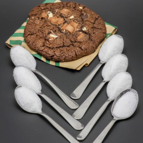 1 cookie 3 chocolats Starbucks contient 6,2 cuil. à café de sucre soit 31g