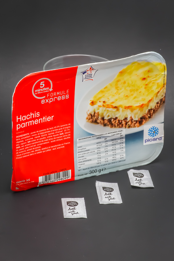 1 hachis parmentier Picard Surgelés contient 3 dosettes de sel soit 2,4g