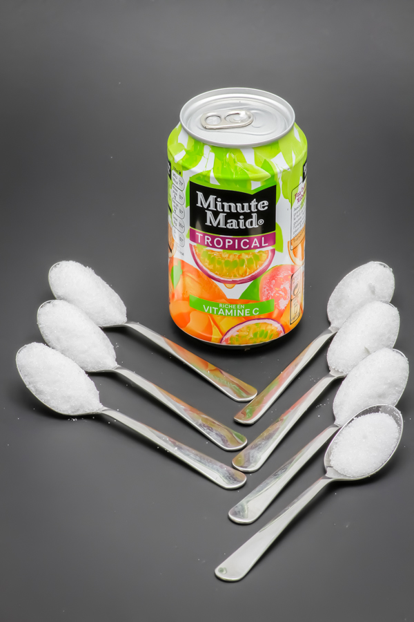 1 Minute Maid tropical contient 6,2 cuil. à café de sucre soit 31g