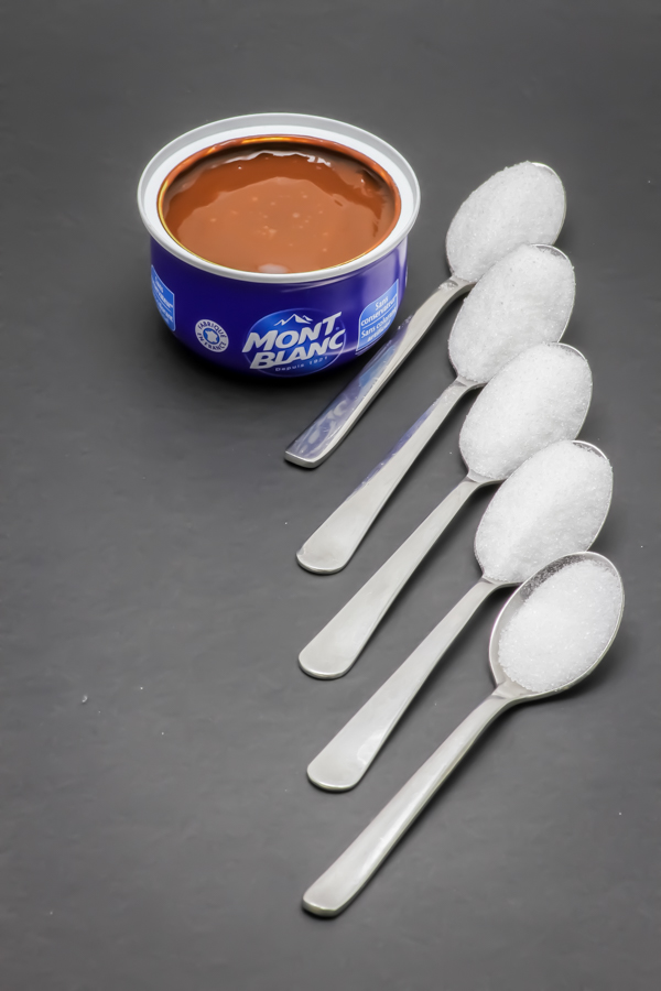 1 Mont Blanc chocolat contient 4,2 cuil. à café de sucre soit 21g