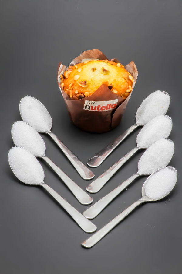 1 Muffin Nutella au coeur fondant KFC contient 6,4 cuil. à café de sucre soit 32g