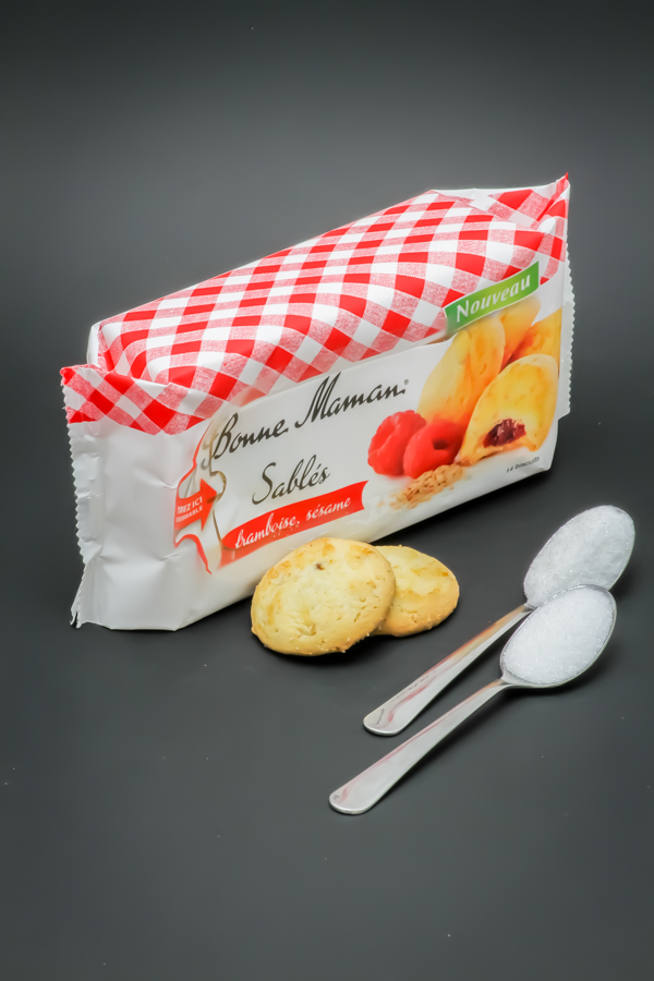 2 sablés framboise/sésame Bonne Maman contiennent 1,4 cuil. à café de sucre soit 7,2g