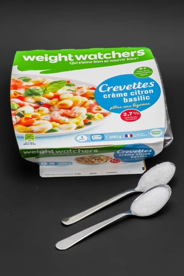 1 barquette de pâtes aux crevettes Weightwatchers contient 1,5 cuil. à café de sucre soit 7,3g