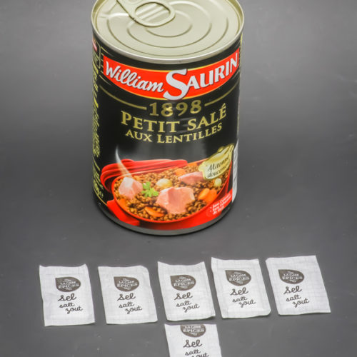 1 boite de petit salé aux lentilles contient 5,8 dosettes de sel soit 4,62g