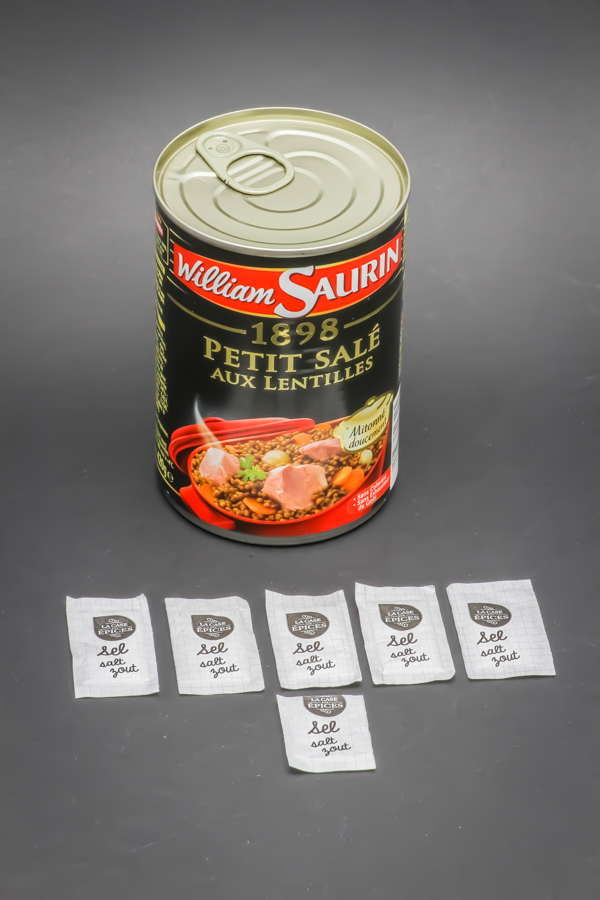 1 boite de petit salé aux lentilles contient 5,8 dosettes de sel soit 4,62g