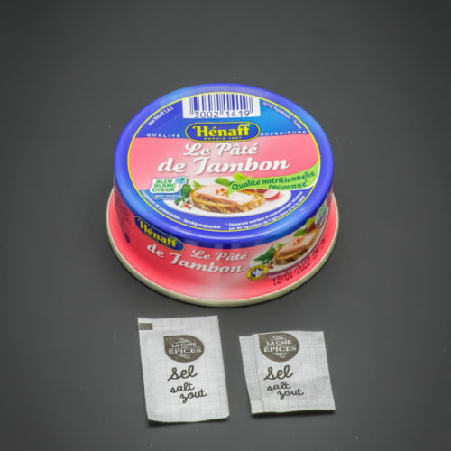 1 boite de Pâté de Jambon Hénaff contient 1,8 dosettes de sel soit 1,44g