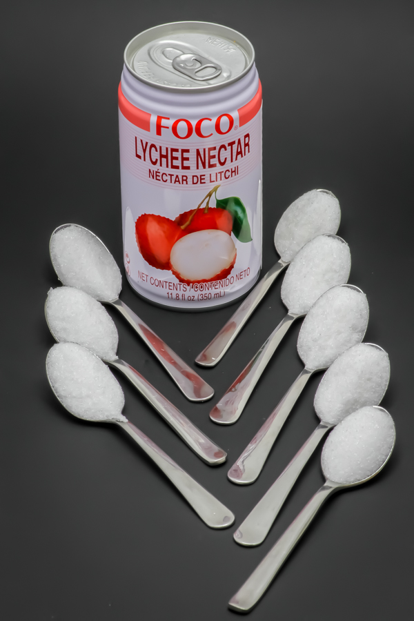 1 canette nectar de litchis Foco de 35cl contient 7,7 cuil. à café de sucre soit 38,5g