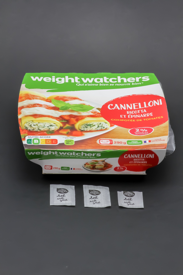 1 barquette de cannelloni ricotta et épinards WeightWatchers contient 2,9 dosettes de sel soit 2,3g
